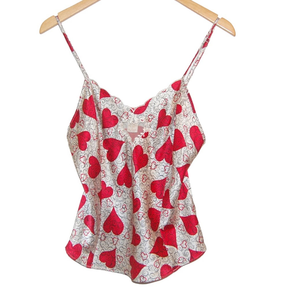 Vintage 💯% Silk Victoria Secret Gold Label  Hearts Cami Size Small.